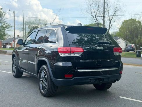 Used 2018 Jeep Grand Cherokee Limited w/ Trailer Tow Group IV RWD image 4