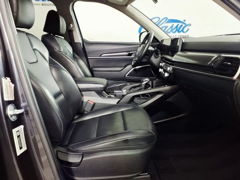 Used 2025 Kia Telluride S AWD/4WD image 12