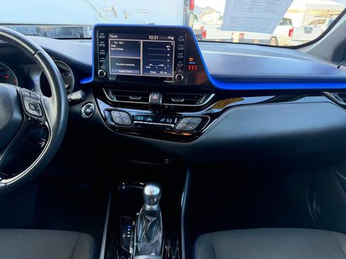 Used 2020 Toyota C-HR image 25