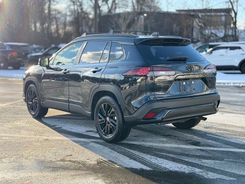 Used 2024 Toyota Corolla Cross AWD Hybrid image 4