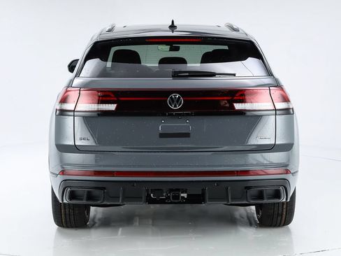 New 2026 Volkswagen Atlas Cross Sport SEL R-Line AWD/4WD image 8