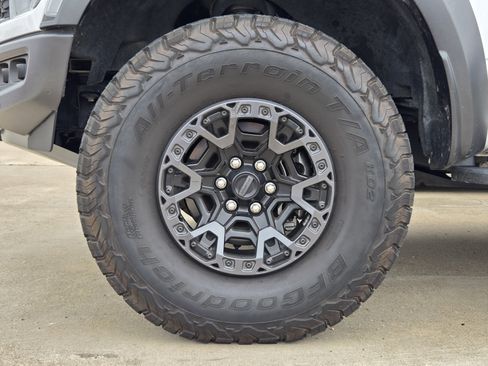 Used 2021 Ford F150 Raptor w/ Equipment Group 801A High image 9