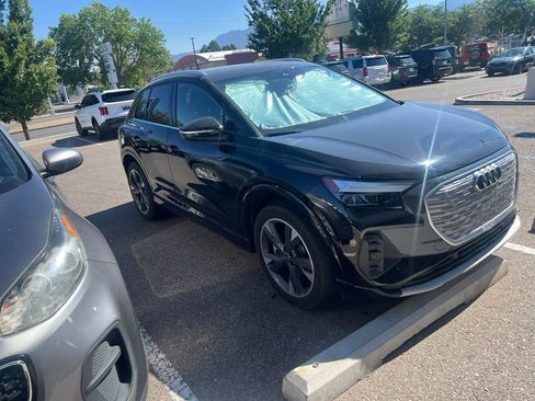 Used 2022 Audi Q4 e-tron Premium Plus AWD/4WD image 5