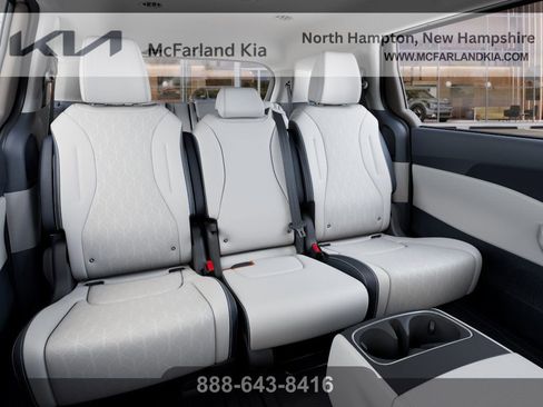 New 2026 Kia Carnival EX FWD image 16