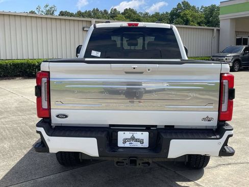 New 2026 Ford F250 Platinum w/ Platinum Plus Package AWD/4WD image 4