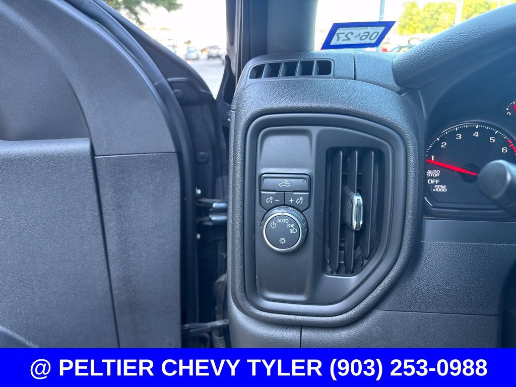 Used 2020 Chevrolet Silverado 1500 Custom w/ Custom Value Package RWD image 12