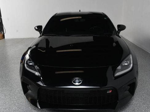 Used 2023 Toyota GR86 Premium RWD image 16