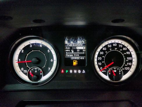Used 2018 RAM 1500 Express w/ Express Value Package RWD image 15