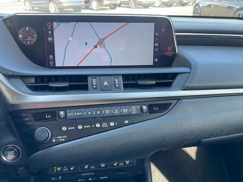Used 2019 Lexus ES 350 w/ Accessory Package 2 FWD image 15