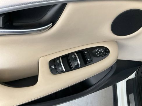 Used 2020 INFINITI QX50 Essential image 6