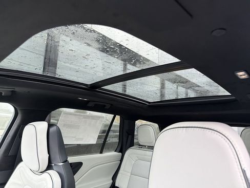 New 2026 Lincoln Aviator Black Label image 12