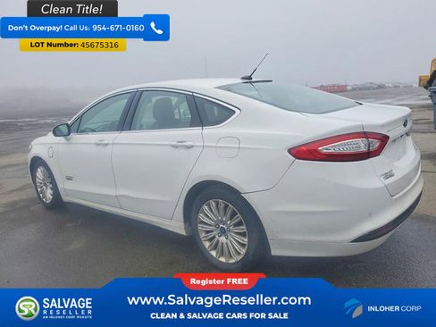 Used 2016 Ford Fusion Energi SE image 3