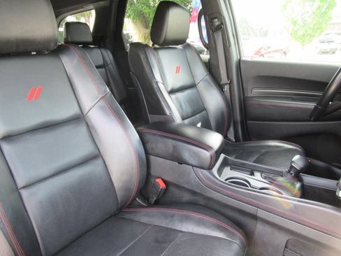 Certified 2024 Dodge Durango GT RWD image 9