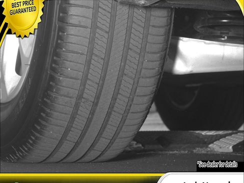 Certified 2019 Chevrolet Equinox LS w/ LS Convenience Package FWD image 24