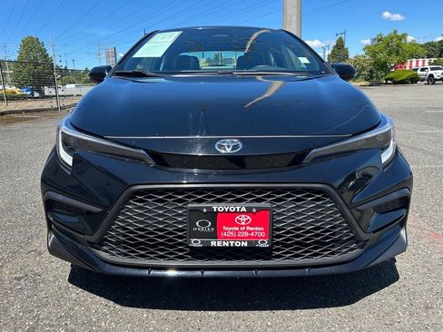 Certified 2024 Toyota Corolla XSE FWD image 2