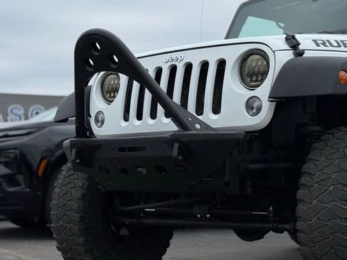 Used 2011 Jeep Wrangler Rubicon w/ PWR Convenience Group AWD/4WD image 40