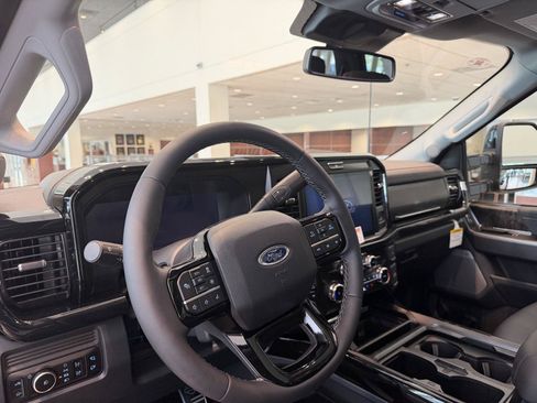 New 2026 Ford F250 Lariat w/ Black Appearance Package AWD/4WD image 14