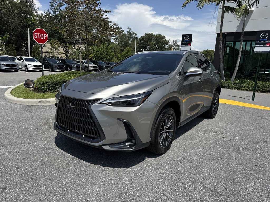 Used 2023 Lexus NX 350 AWD image 9