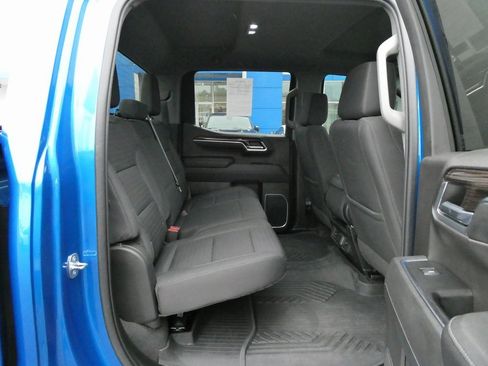 Certified 2022 Chevrolet Silverado 1500 RST image 18