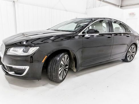 Used 2019 Lincoln MKZ Reserve AWD/4WD image 3