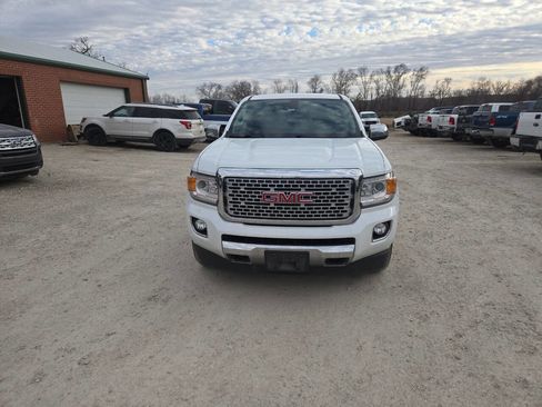 Used 2020 GMC Canyon Denali image 7