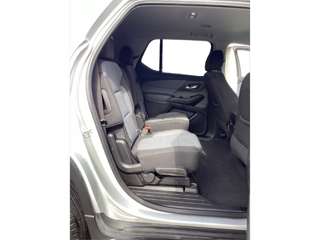 Used 2021 Chevrolet Traverse LT AWD/4WD image 12
