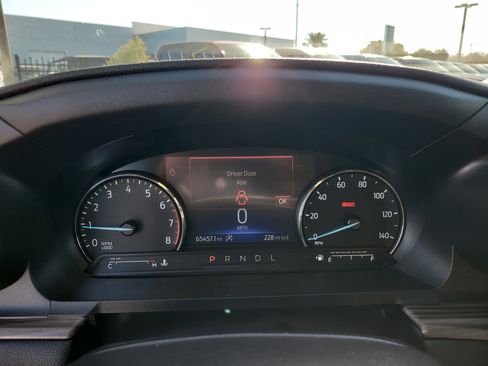 Used 2024 Ford Explorer Limited image 30