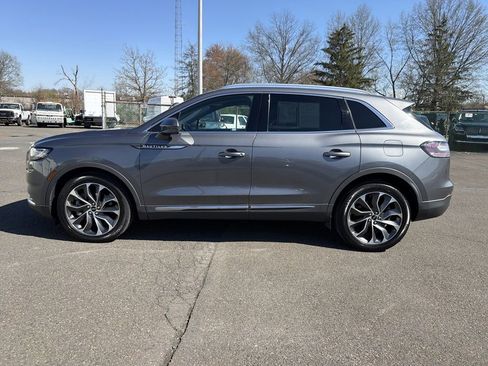 Used 2022 Lincoln Nautilus Reserve w/ Cargo Utility Package image 2