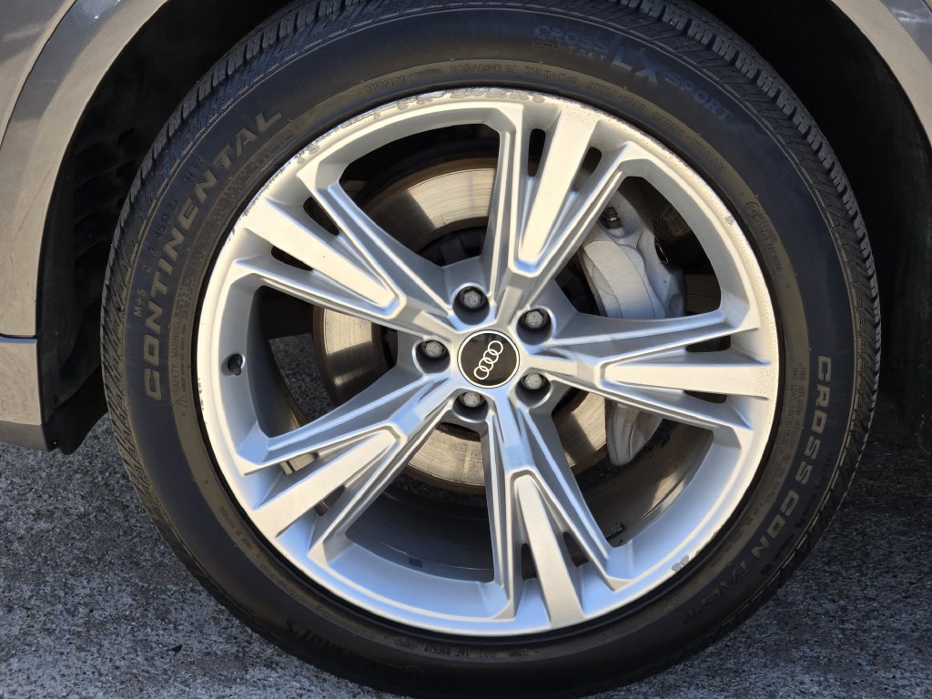 Used 2021 Audi Q8 Premium Plus w/ Premium Plus Package AWD/4WD image 16