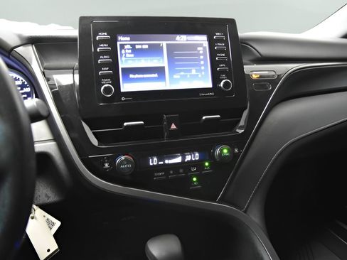 Used 2023 Toyota Camry LE FWD image 16
