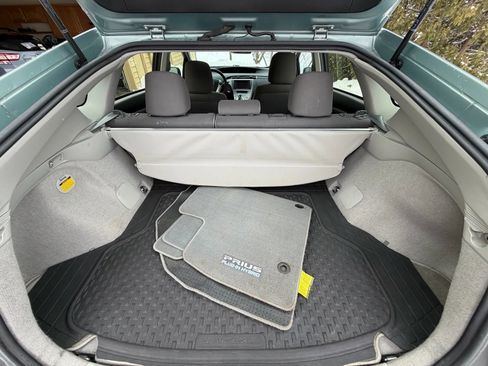 Used 2013 Toyota Prius Plug-In Hybrid image 35