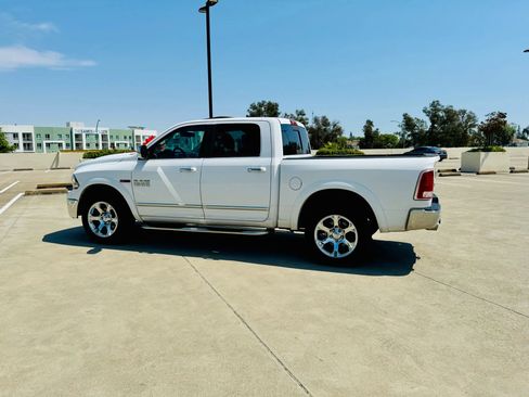 Used 2017 RAM 1500 Laramie w/ Convenience Group image 16