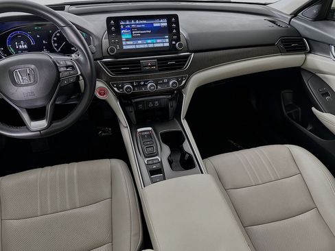 Used 2022 Honda Accord Touring image 25
