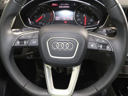 Used 2024 Audi Q5 2.0T Premium w/ Convenience Package image 37