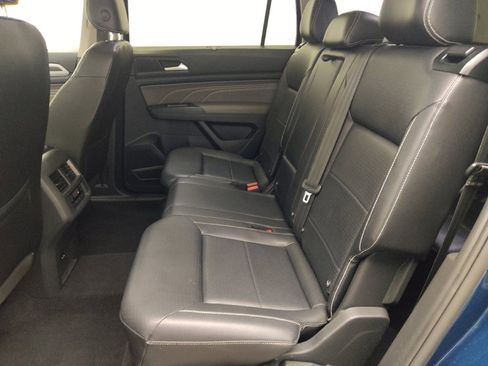 Used 2021 Volkswagen Atlas SE image 18