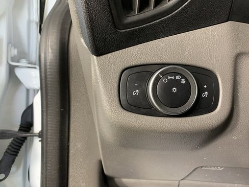 Used 2022 Ford Transit Connect XL FWD image 17