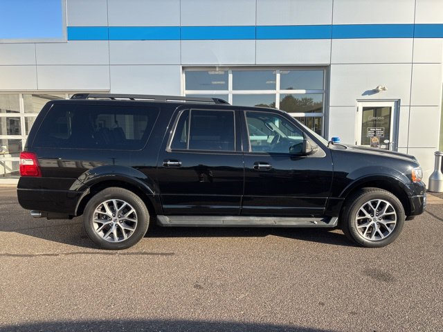 Used 2017 Ford Expedition EL XLT w/ Equipment Group 202A AWD/4WD image 8