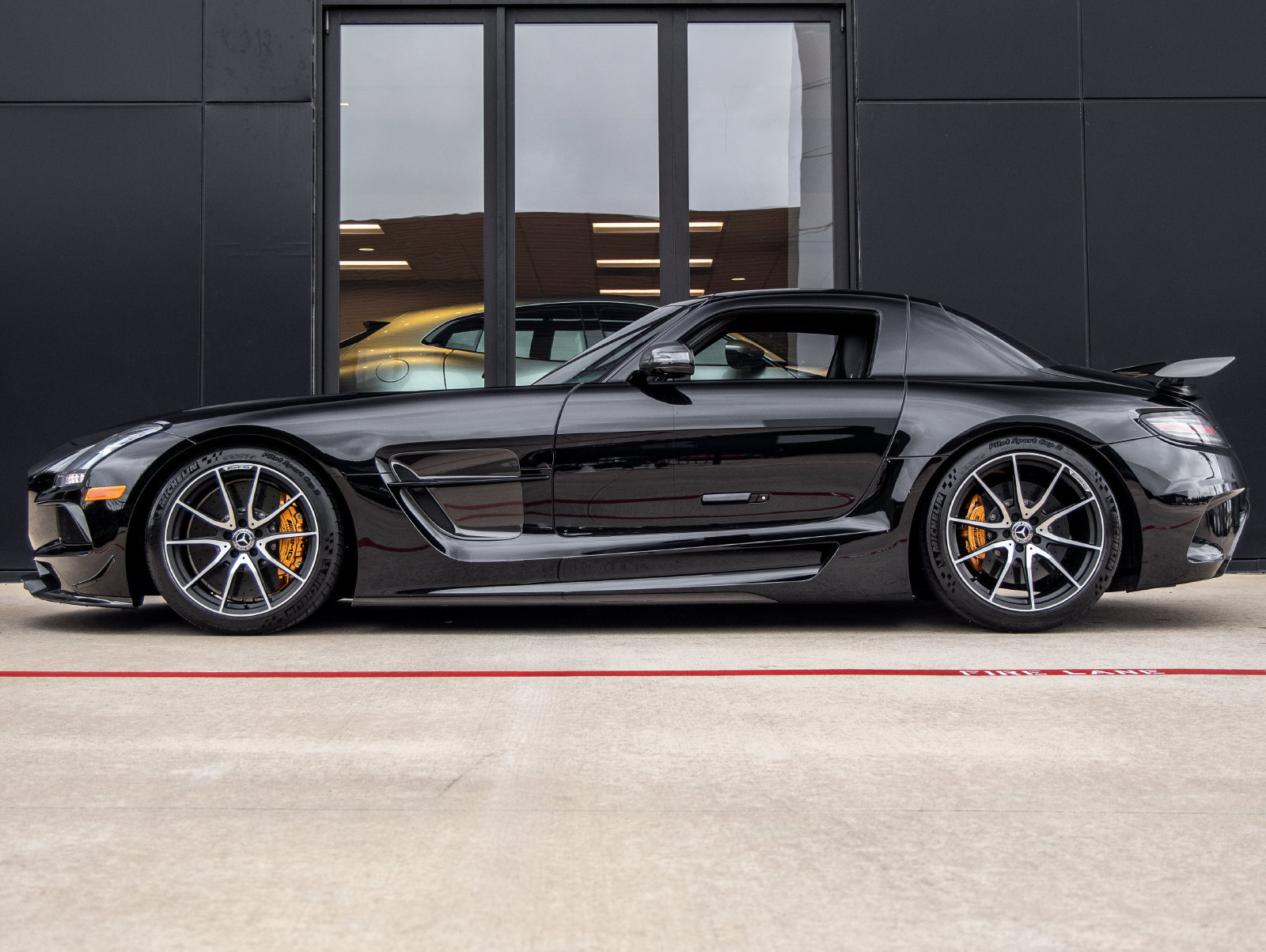 Used 2014 Mercedes-Benz SLS AMG Black Series image 10