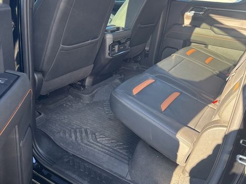 Used 2022 GMC Sierra 1500 AT4 w/ AT4 Premium Package image 10