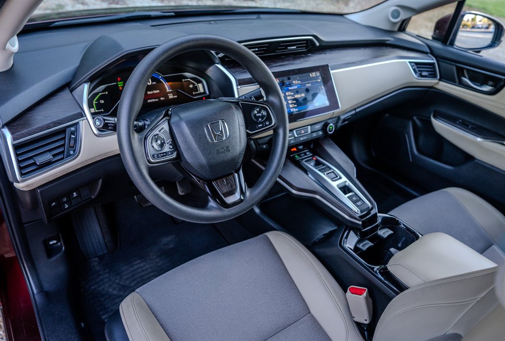 Used 2018 Honda Clarity Plug-In Hybrid image 14
