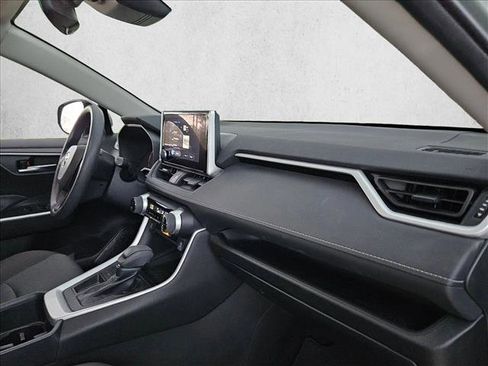 Used 2023 Toyota RAV4 XLE w/ Convenience Package image 24