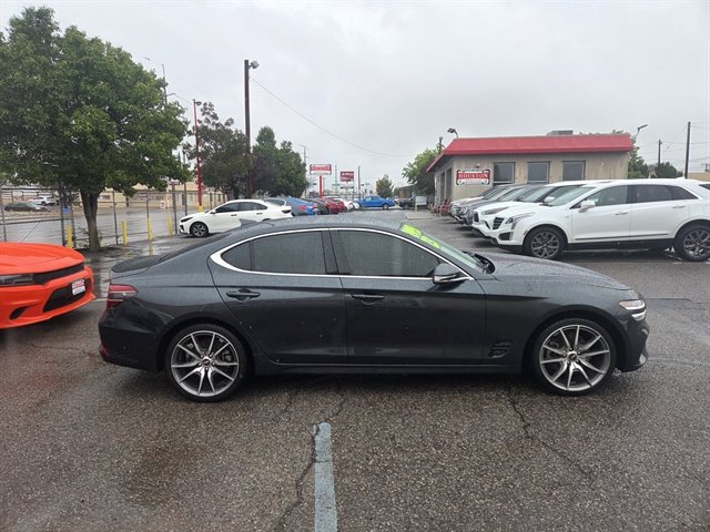 Used 2023 Genesis G70 2.0T AWD/4WD image 3