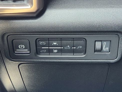 New 2025 GMC Hummer EV 2X AWD/4WD image 24