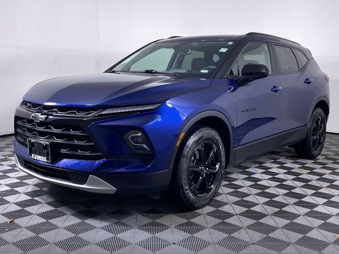 Certified 2023 Chevrolet Blazer LT w/ Convenience Package AWD/4WD image 32