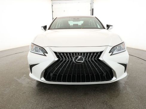 Used 2024 Lexus ES 350 w/ Premium Package image 2