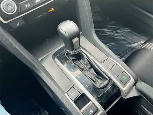Used 2020 Honda Civic EX image 16