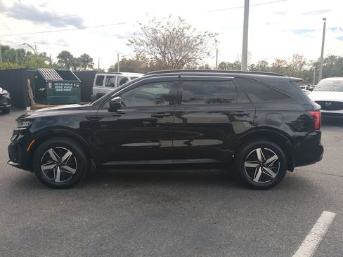 Used 2023 Kia Sorento S w/ Panoramic Sunroof Package image 6