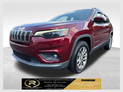 Used 2019 Jeep Cherokee Latitude Plus w/ Comfort/Convenience Group