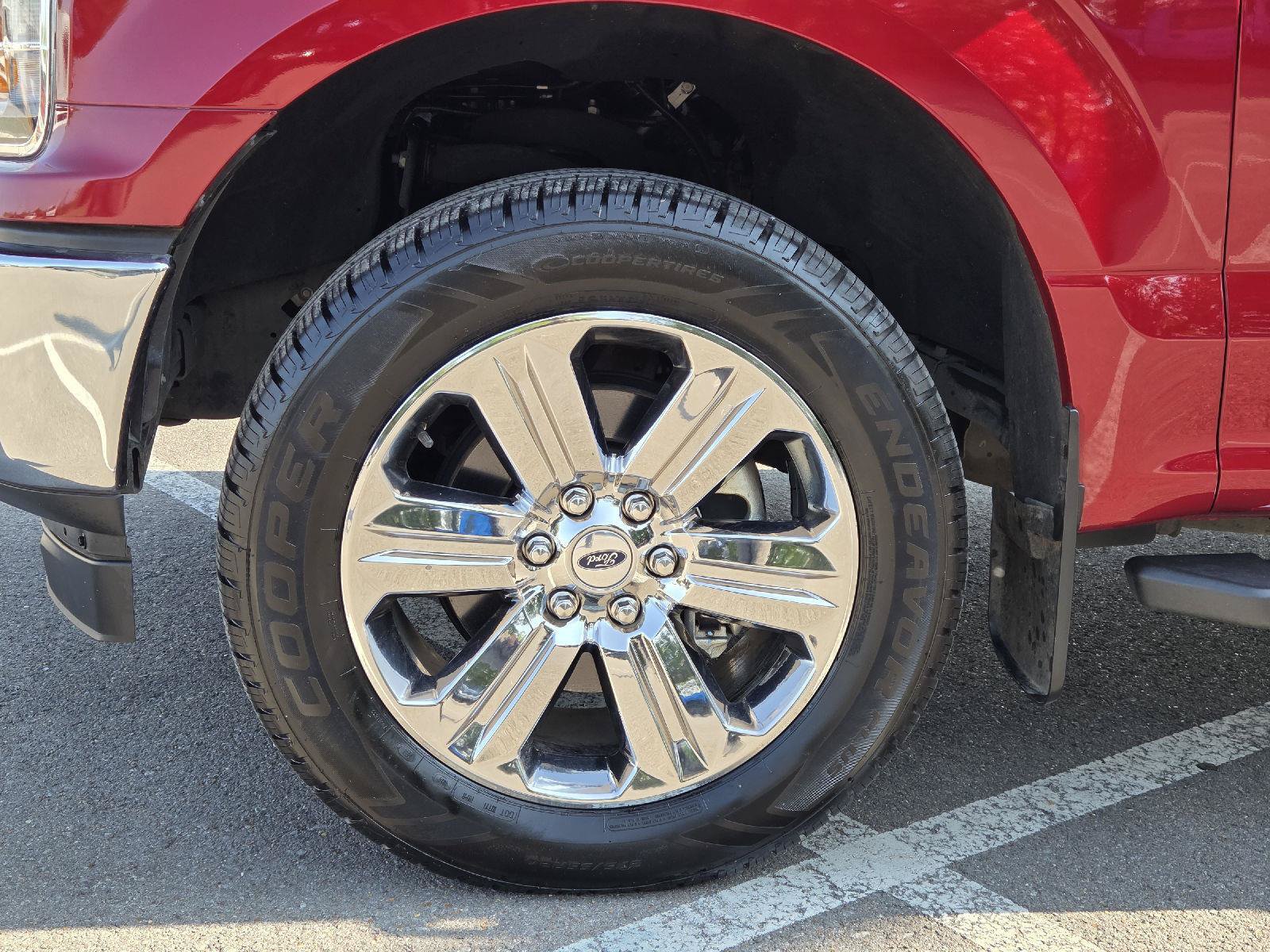 Used 2019 Ford F150 XLT w/ Equipment Group 302A Luxury AWD/4WD image 9