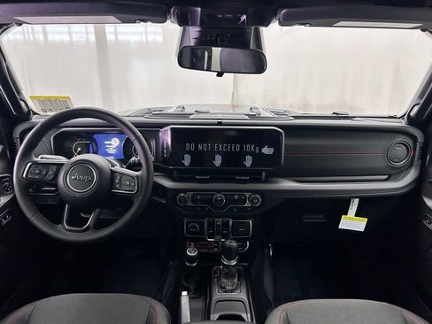 New 2026 Jeep Wrangler Unlimited Rubicon image 24